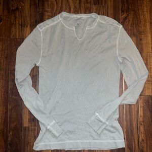 Calvin Klein long sleeve tee ⭐️